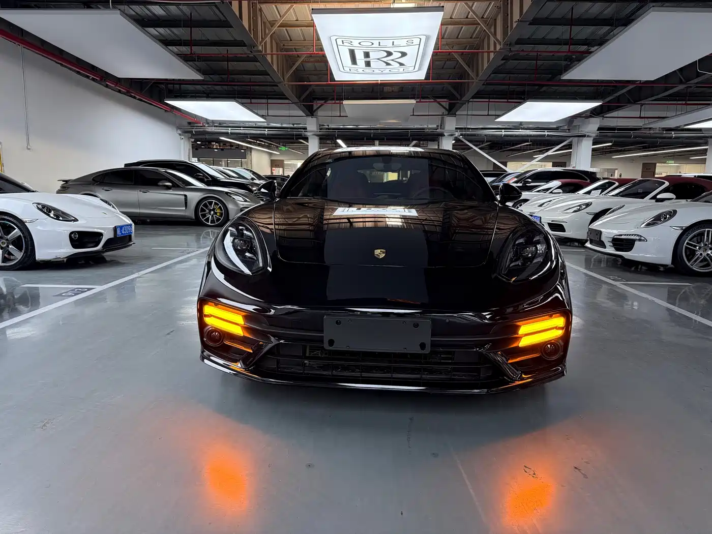 Porsche Panamera 2014 Panamera 3.0T фото 2