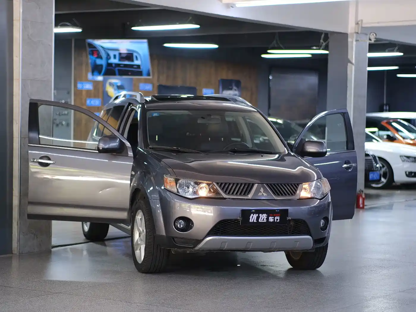 Mitsubishi Outlander (Import) 2009 2009 3.0 Luxury