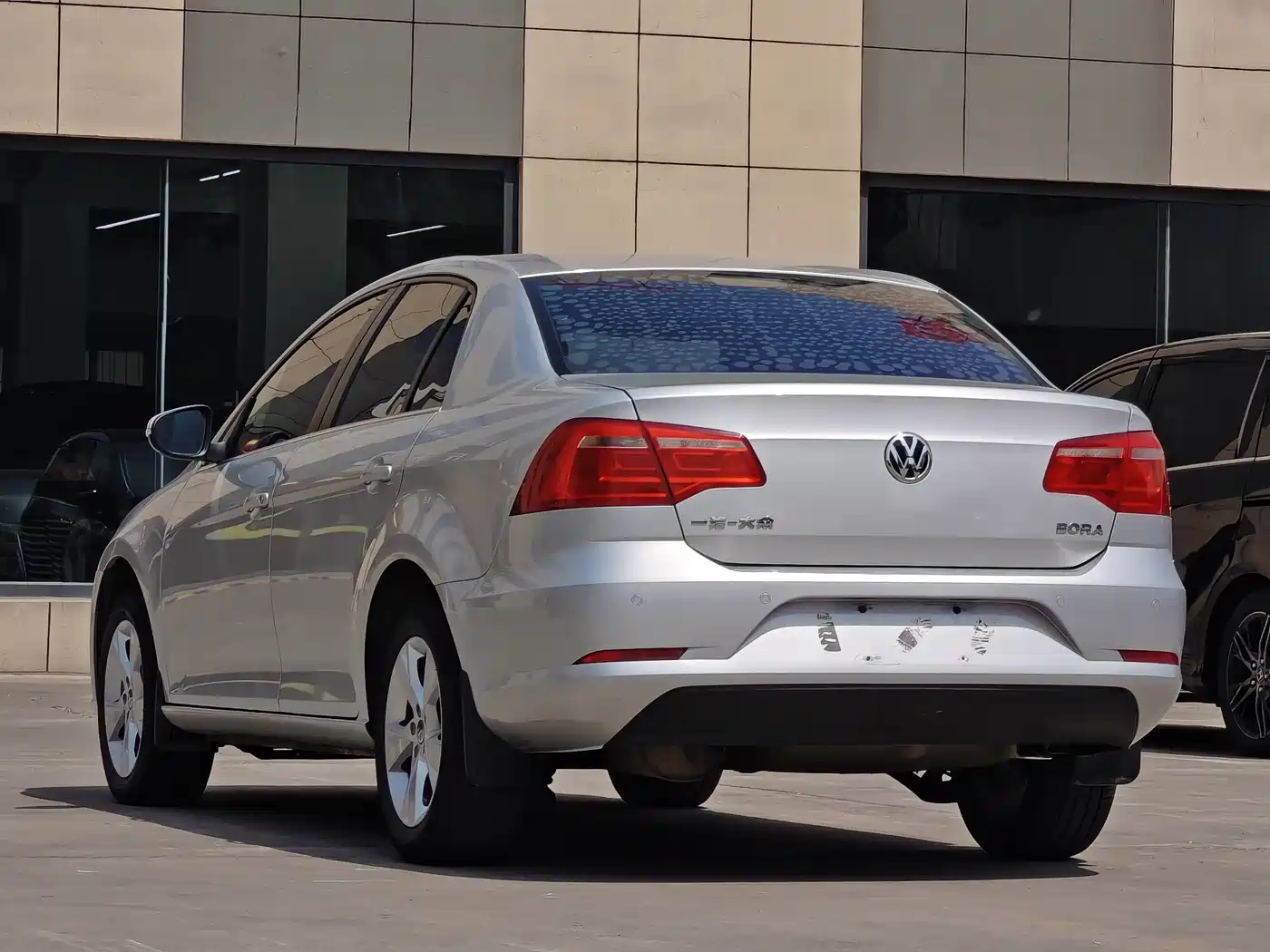 Volkswagen Bora 2014 1.6L Automatic Comfort Edition фото 5