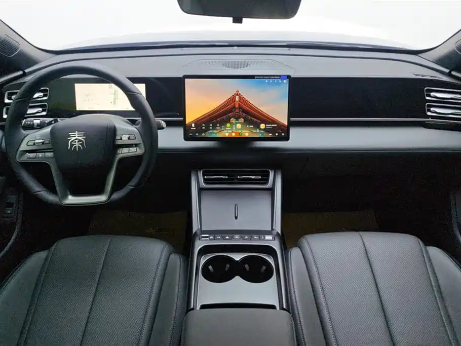 BYD Qin L 2026 Model DM-i 210KM Superior Edition фото 12