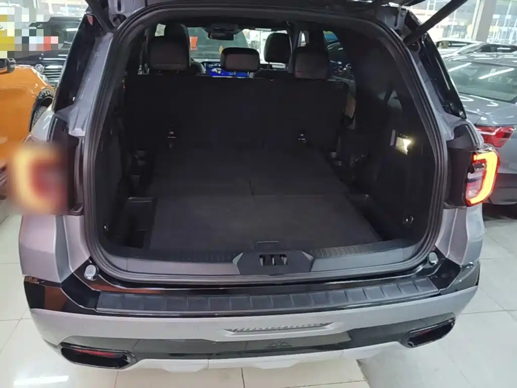 Ford Explorer 2026 2024 2.3T EcoBoost Kunlun Summit Edition 7-Seater