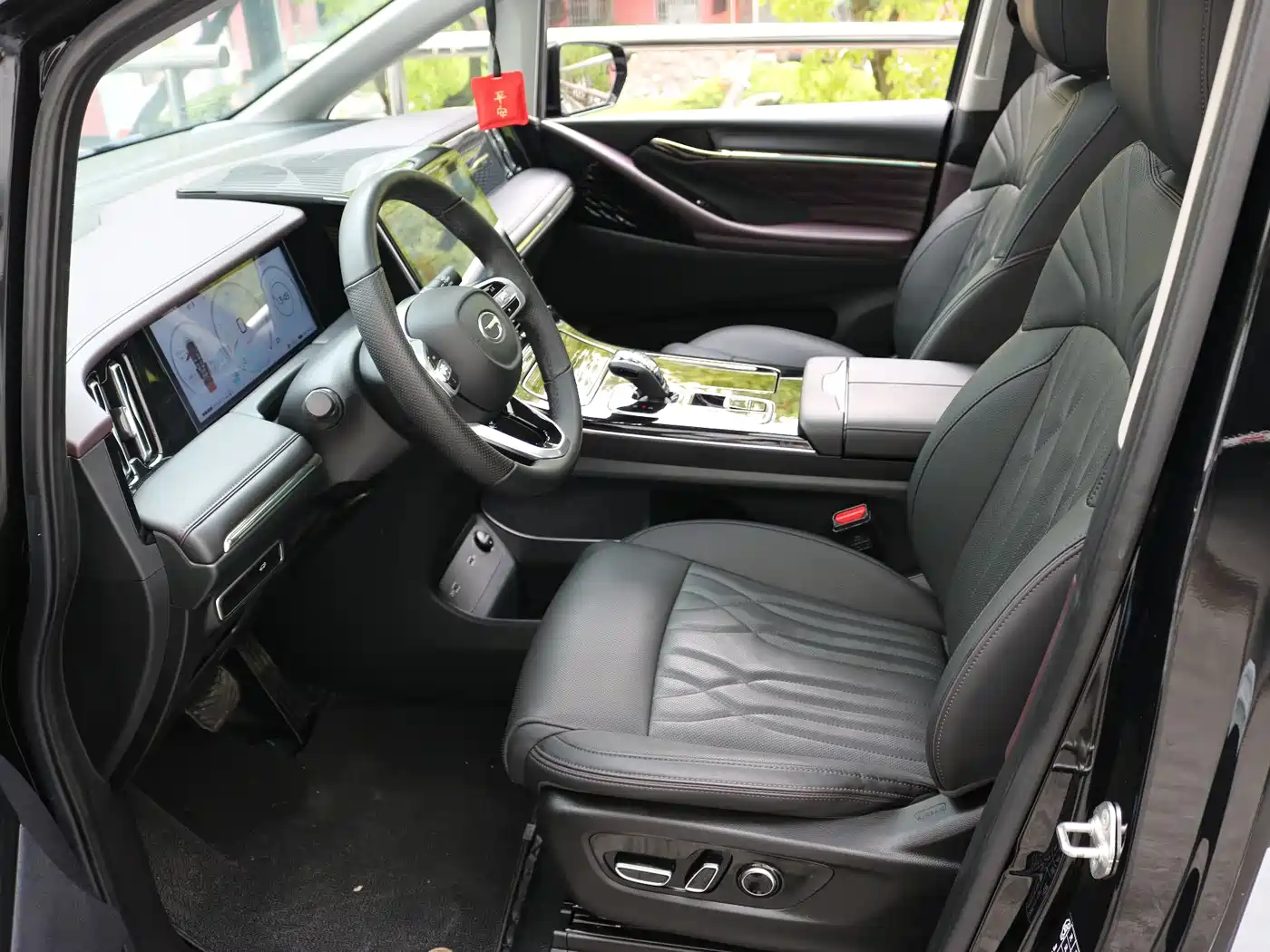 GAC Trumpchi Trumpchi M8 2024 Master Series 400T Ultimate Edition фото 6