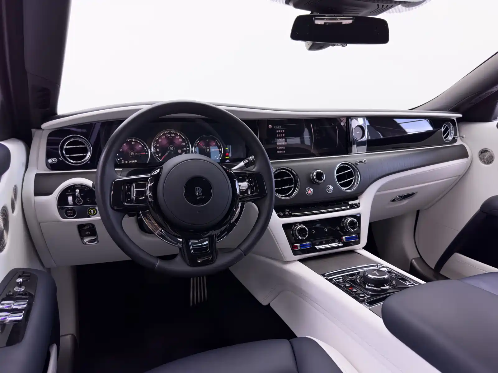 Фото 19 - Rolls-Royce Ghost