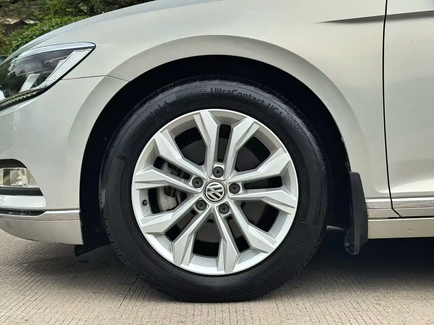 Volkswagen Magotan 2018 330TSI DSG Luxury фото 16