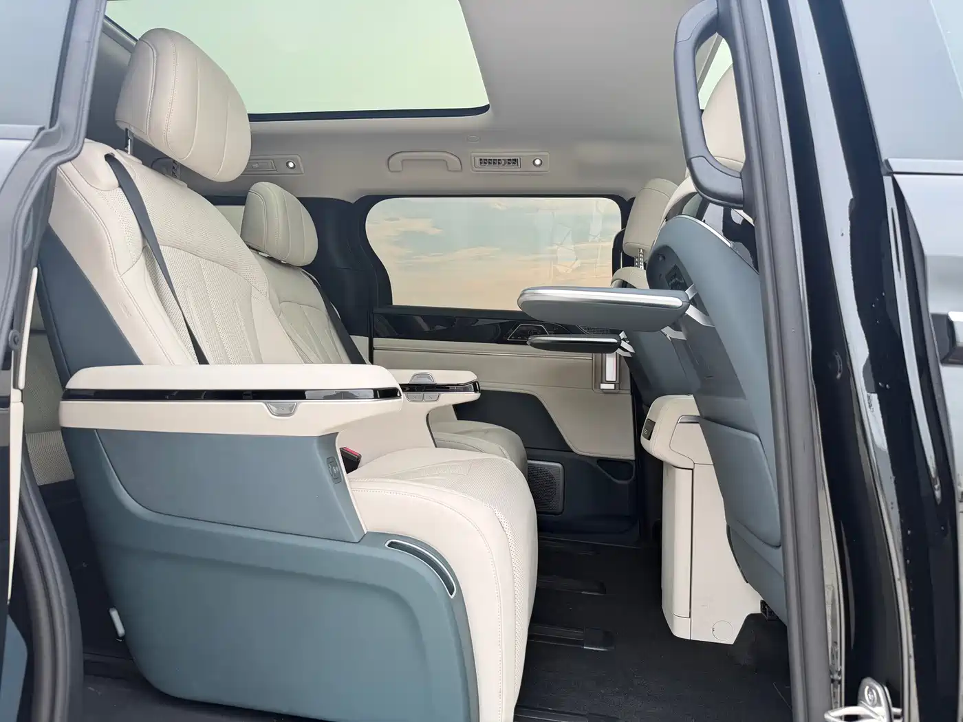 BYD Xia 2025 2026 DM-i 1.5T 218km Premium