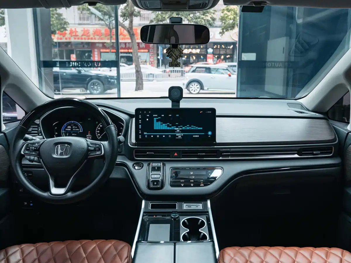 Honda Odyssey 2022 2.0L e:HEV Sharp·Enjoyment Edition фото 14