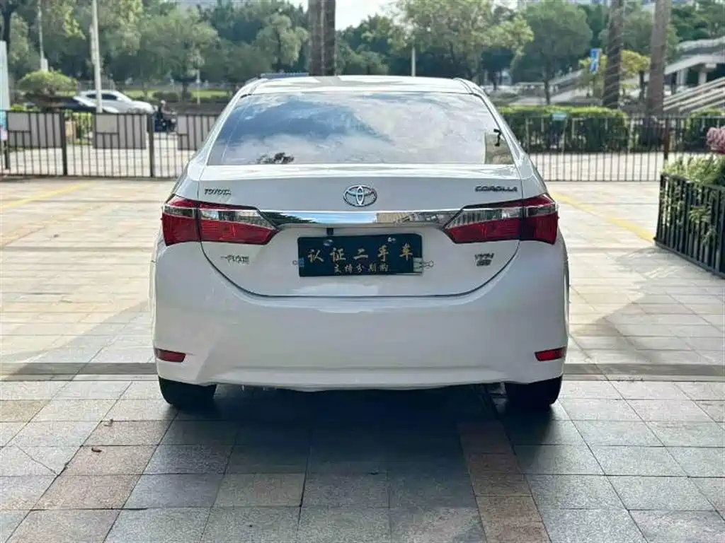 Toyota Corolla 2017 1.6L Manual GL фото 8