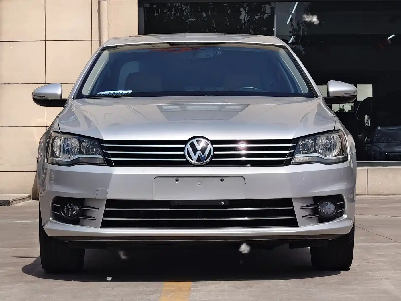 Volkswagen Bora 2014 1.6L Automatic Comfort Edition фото 2