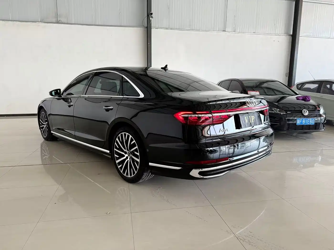 Audi A8 2024 Model A8L 50 TFSI quattro Premium Selection фото 4