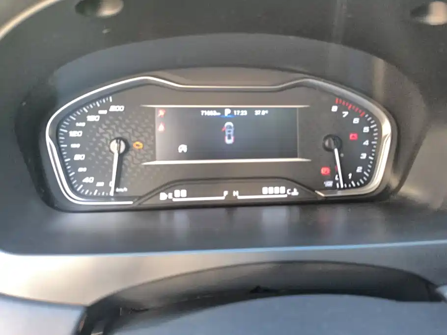 SAIC Maxus Maxus G20 2020 2019 Launch Edition 2.0T Auto Luxury China V