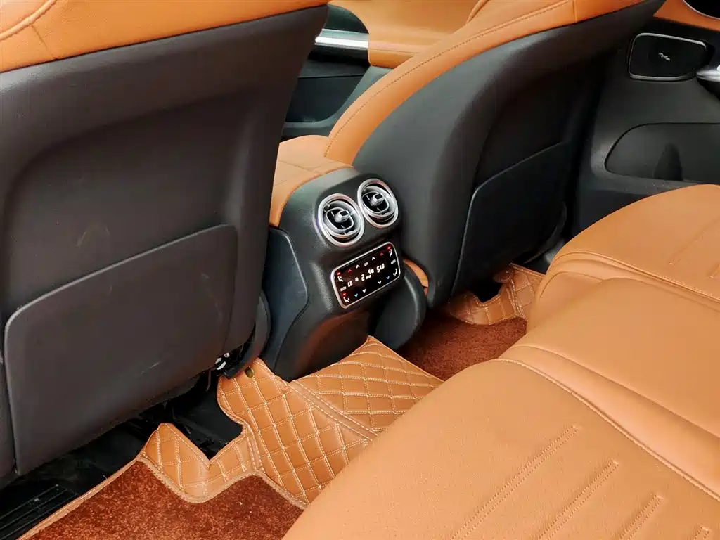 Mercedes-Benz GLC 2024 GLC 300 L 4MATIC Dynamic 7-seater фото 9