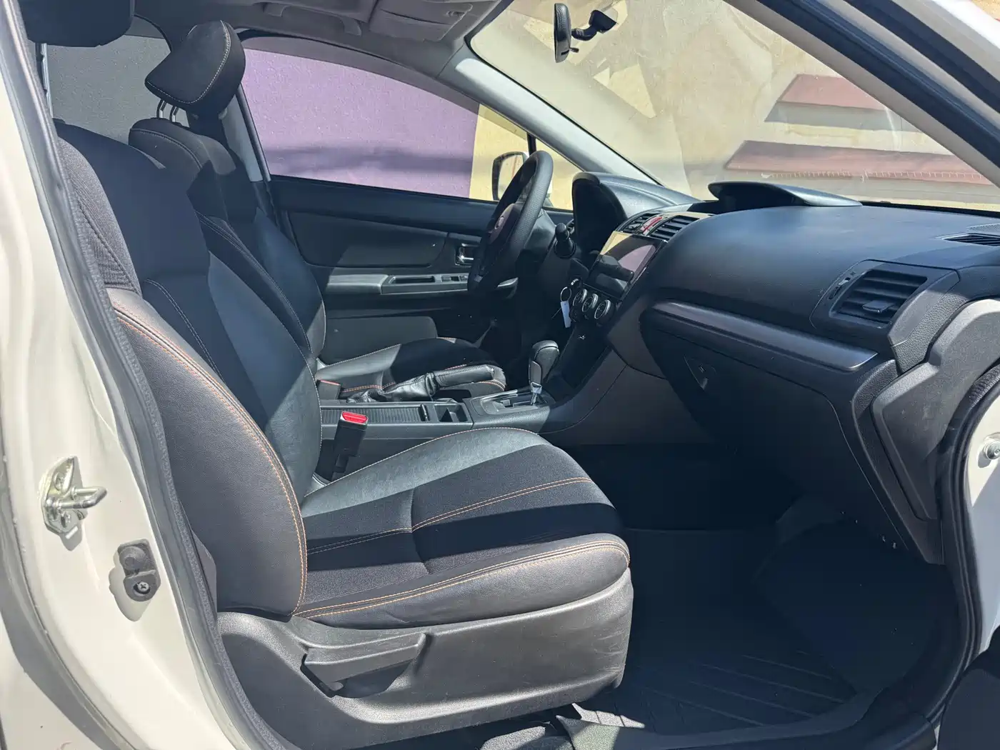 Subaru XV 2012 2.0i Comfort Edition фото 18