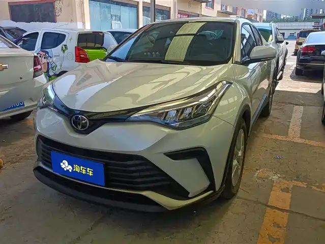 Toyota IZOA 2021 Hybrid 2.0L Yixiang Edition