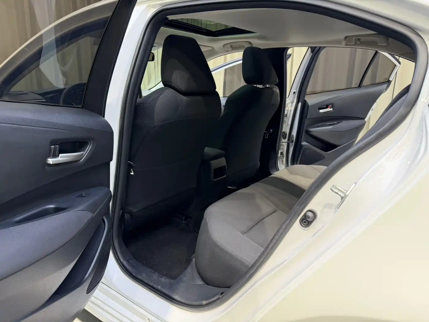 Toyota Corolla 2021 TNGA 1.5L CVT Elite Edition фото 9
