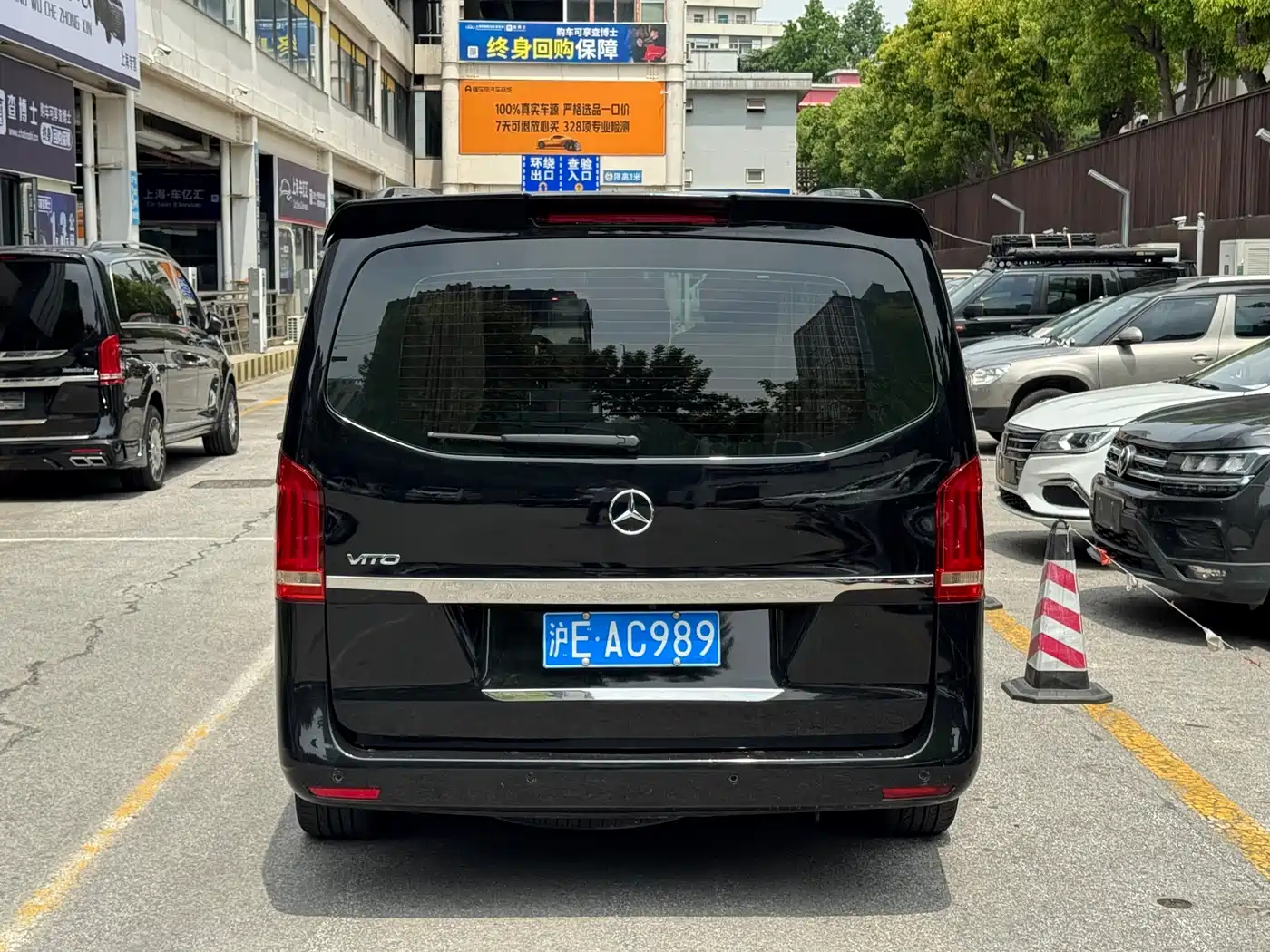 Mercedes-Benz Vito 2018 2.0T Business Edition China VI фото 4