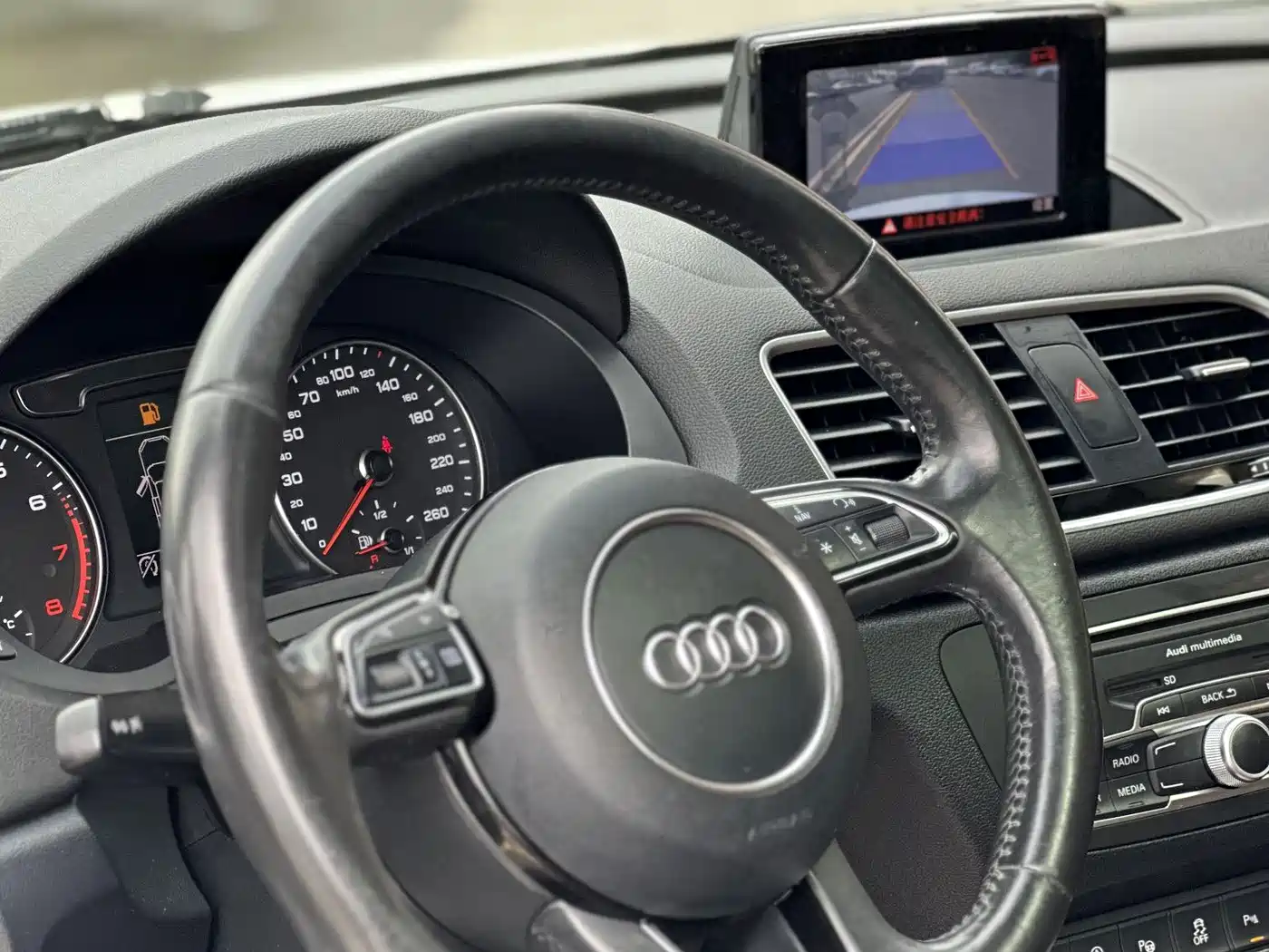 Фото 22 - Audi Q3