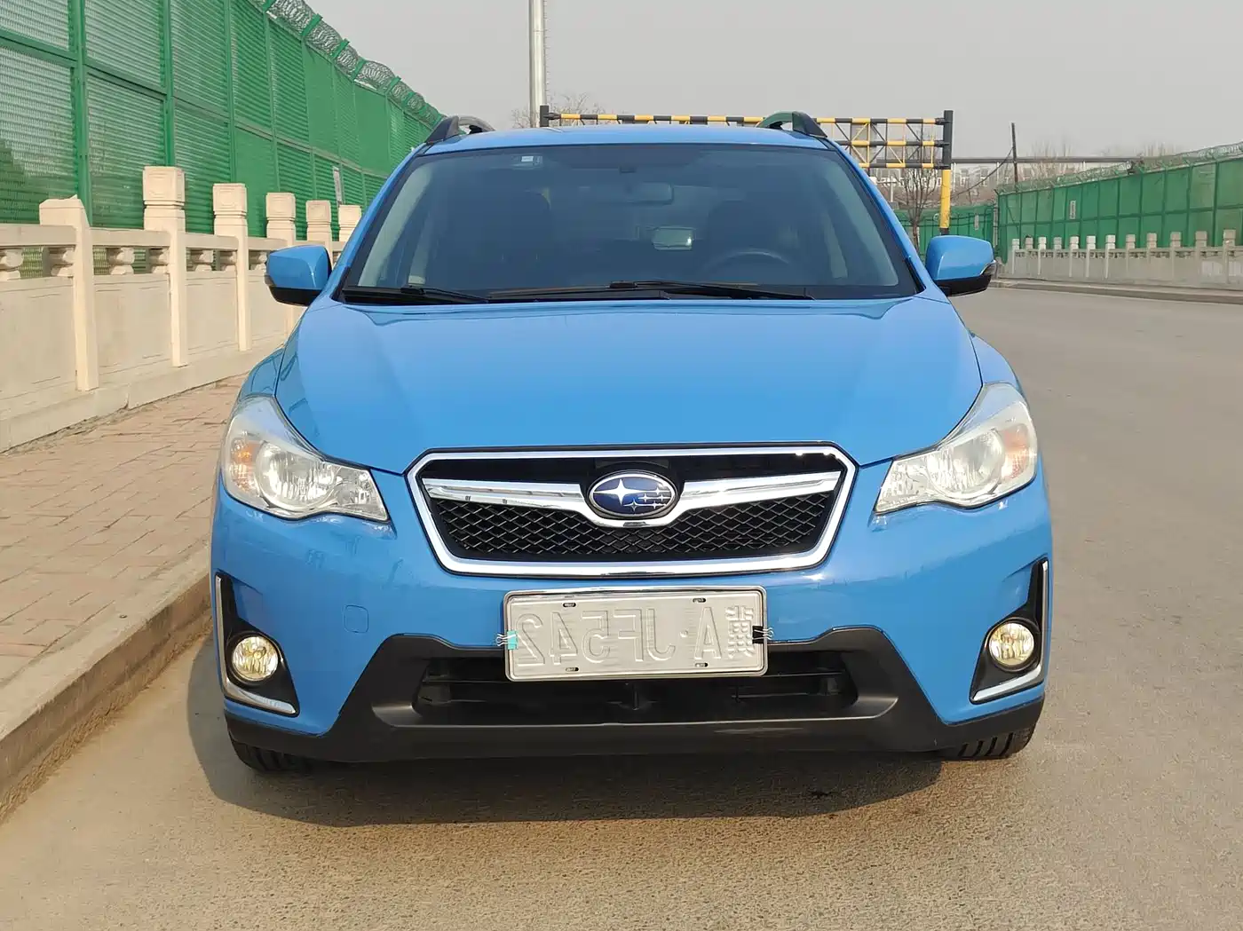 Subaru XV 2016 Model 2.0i Progressive Edition фото 2