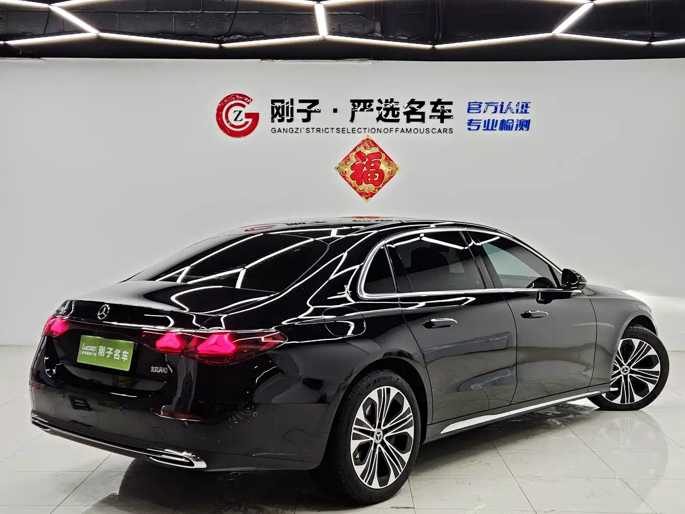 Mercedes-Benz E-Class 2025 E 300 L Luxury фото 6