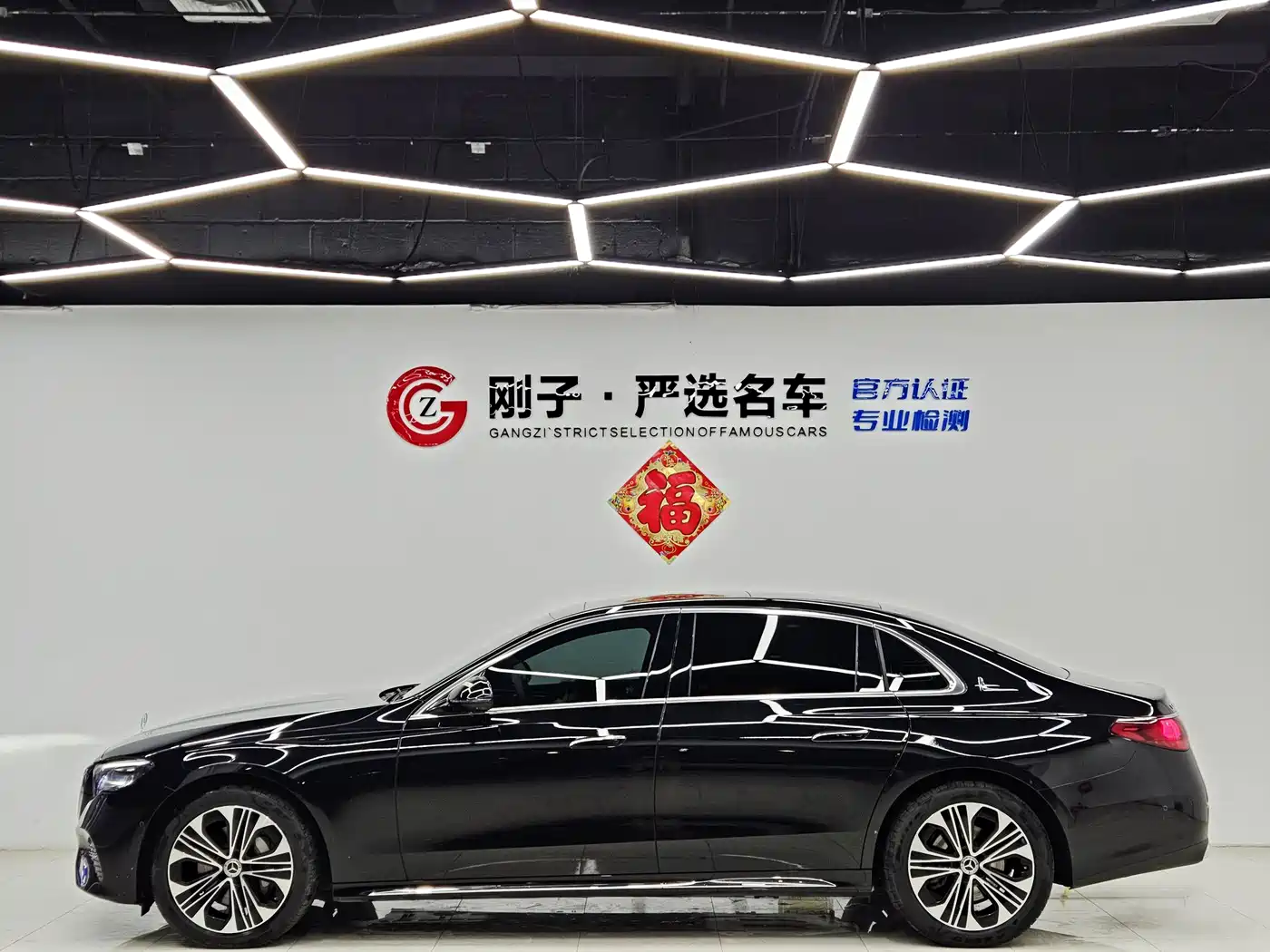 Mercedes-Benz E-Class 2025 E 300 L Luxury фото 24