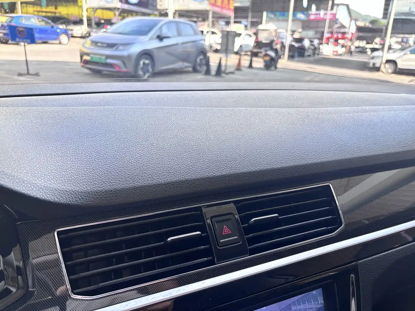 Volkswagen C-TREK 2018 2018 230TSI DSG Luxury