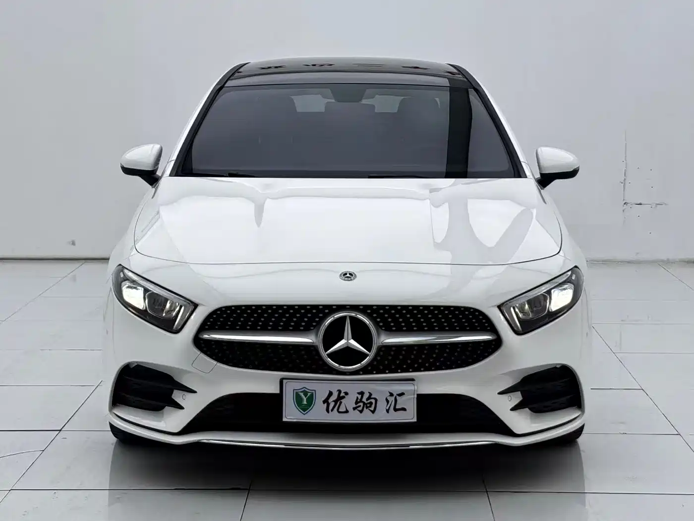 Mercedes-Benz A-Class 2020 A 200 L Sport Sedan фото 3