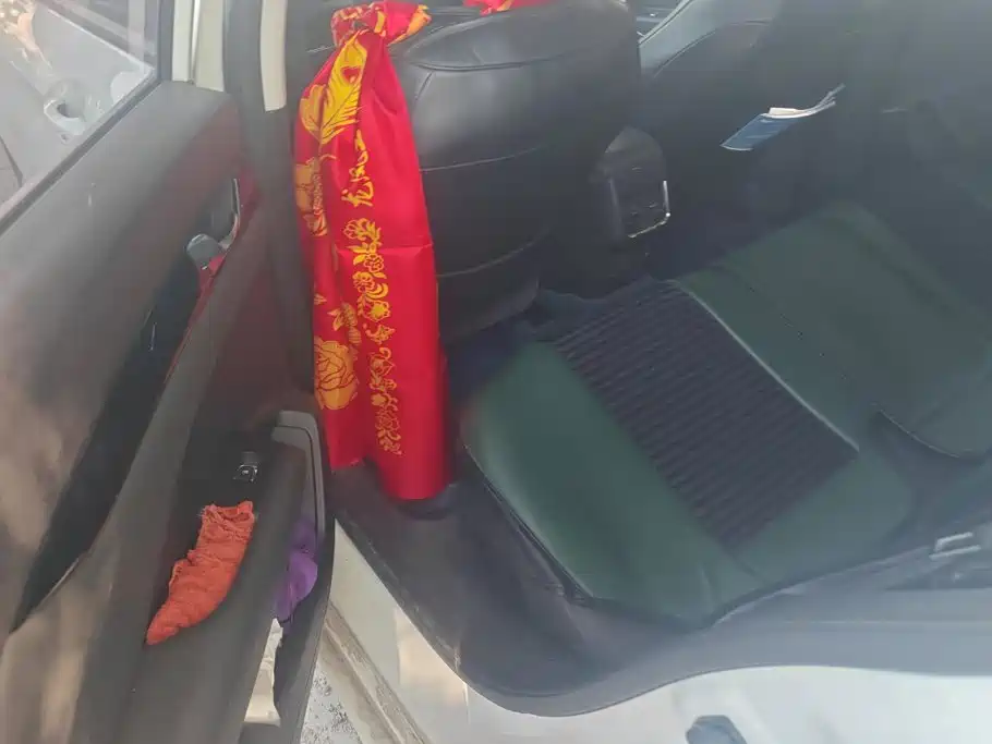 Dongfeng Aeolus Yixuan 2020 2020 230T Automatic Dazzle Edition