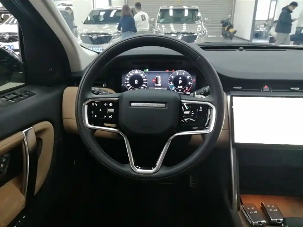 Land Rover Discovery Sport 2024 Performance Technology Edition фото 7