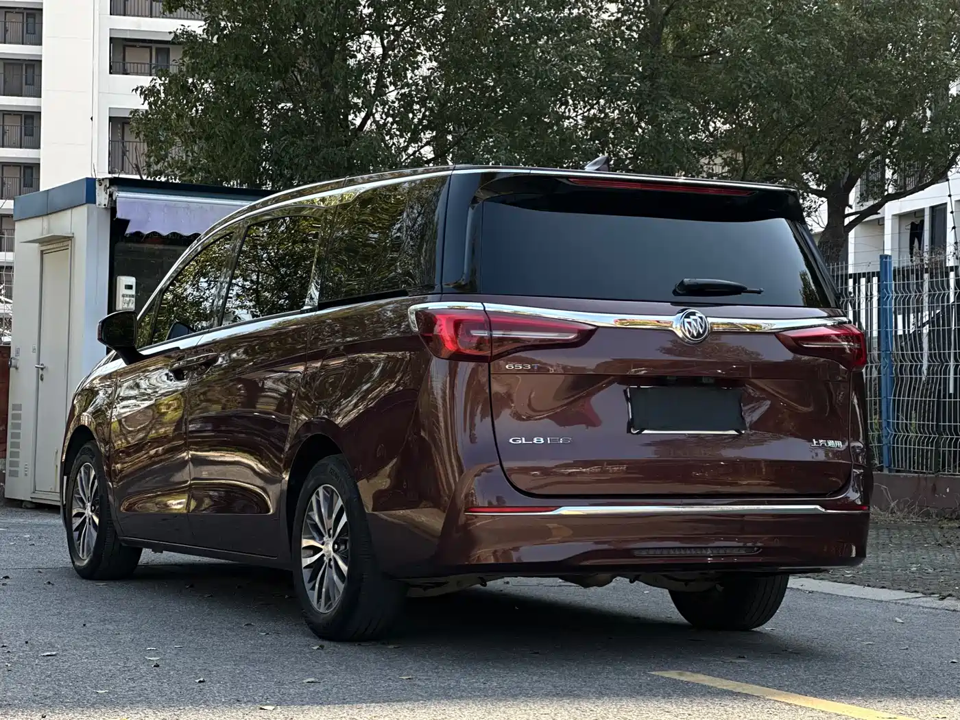 Buick GL8 2022 ES Landmark 653T Premium фото 21