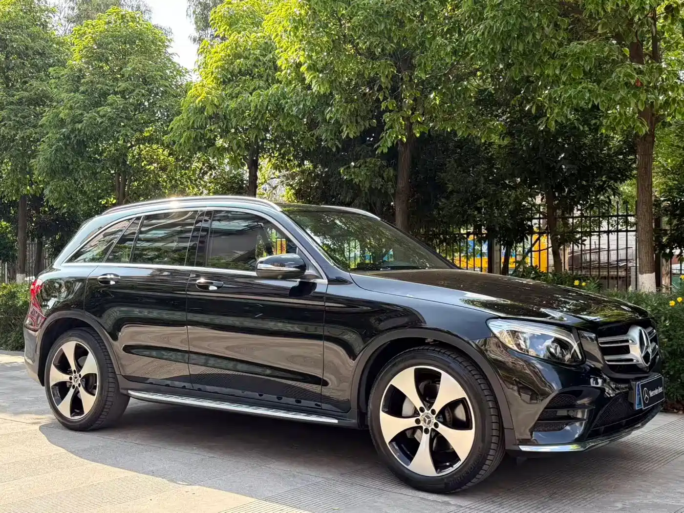 Mercedes-Benz GLC 2018 GLC 300 4MATIC Dynamic фото 36
