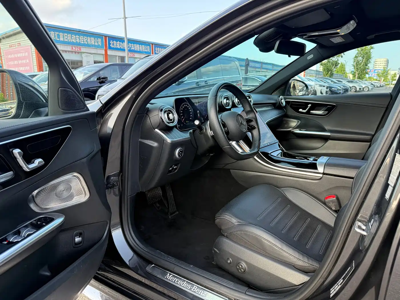 Mercedes-Benz C-Class 2022 C 260 L Sport Edition фото 4