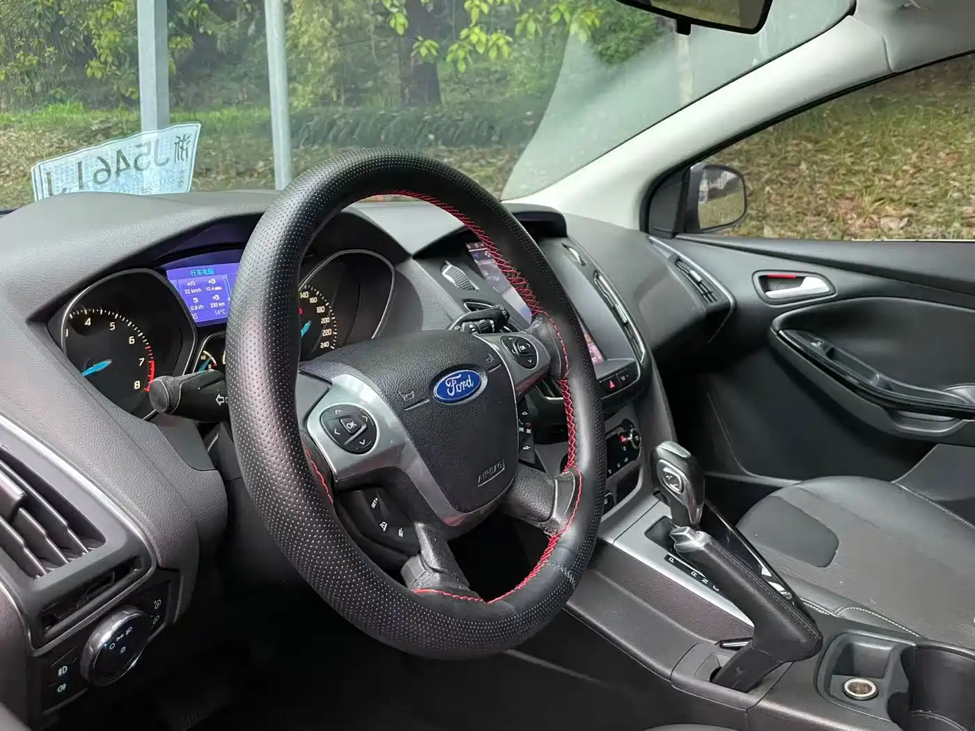 Ford Focus 2012 2012 Hatchback 2.0L Automatic Luxury Sport