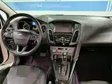 Фото 12 - Ford Focus