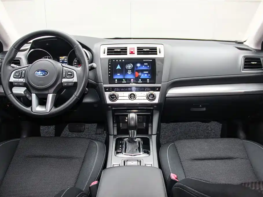 Subaru Outback 2015 2.5i Classic Edition фото 9
