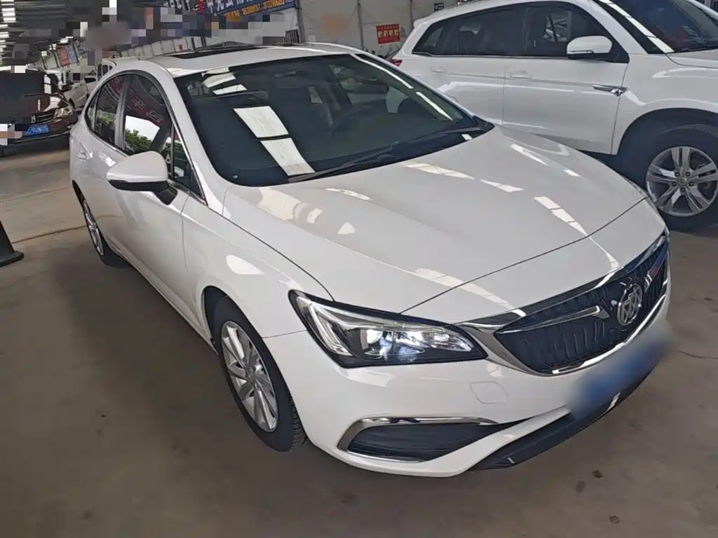 Buick Verano 2018 Sedan 15S Automatic Progressive фото 4