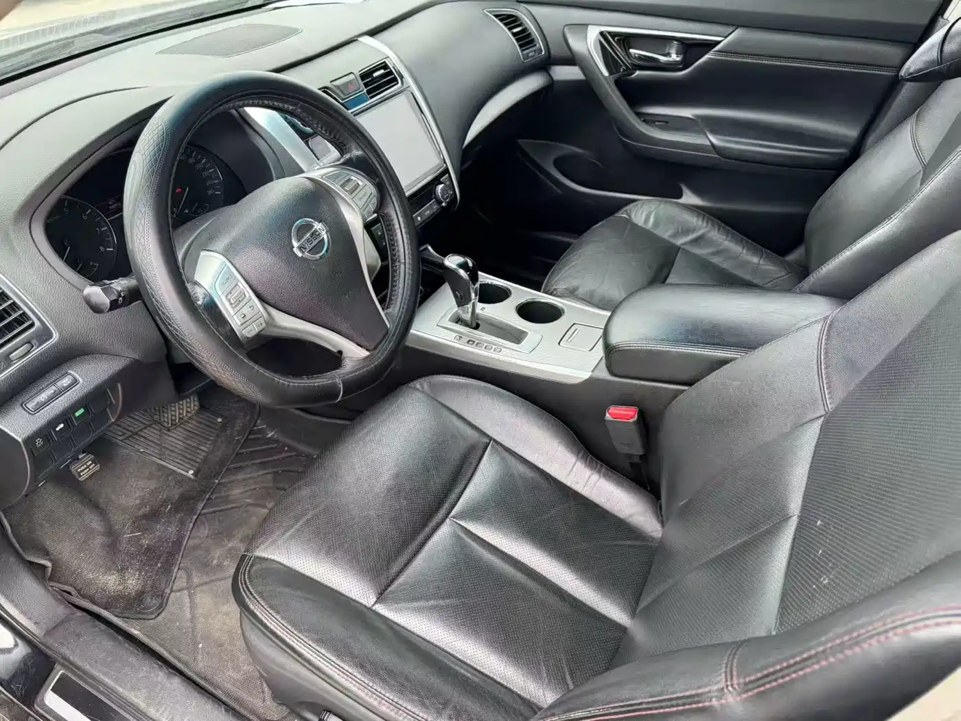 Фото 7 - Nissan Teana