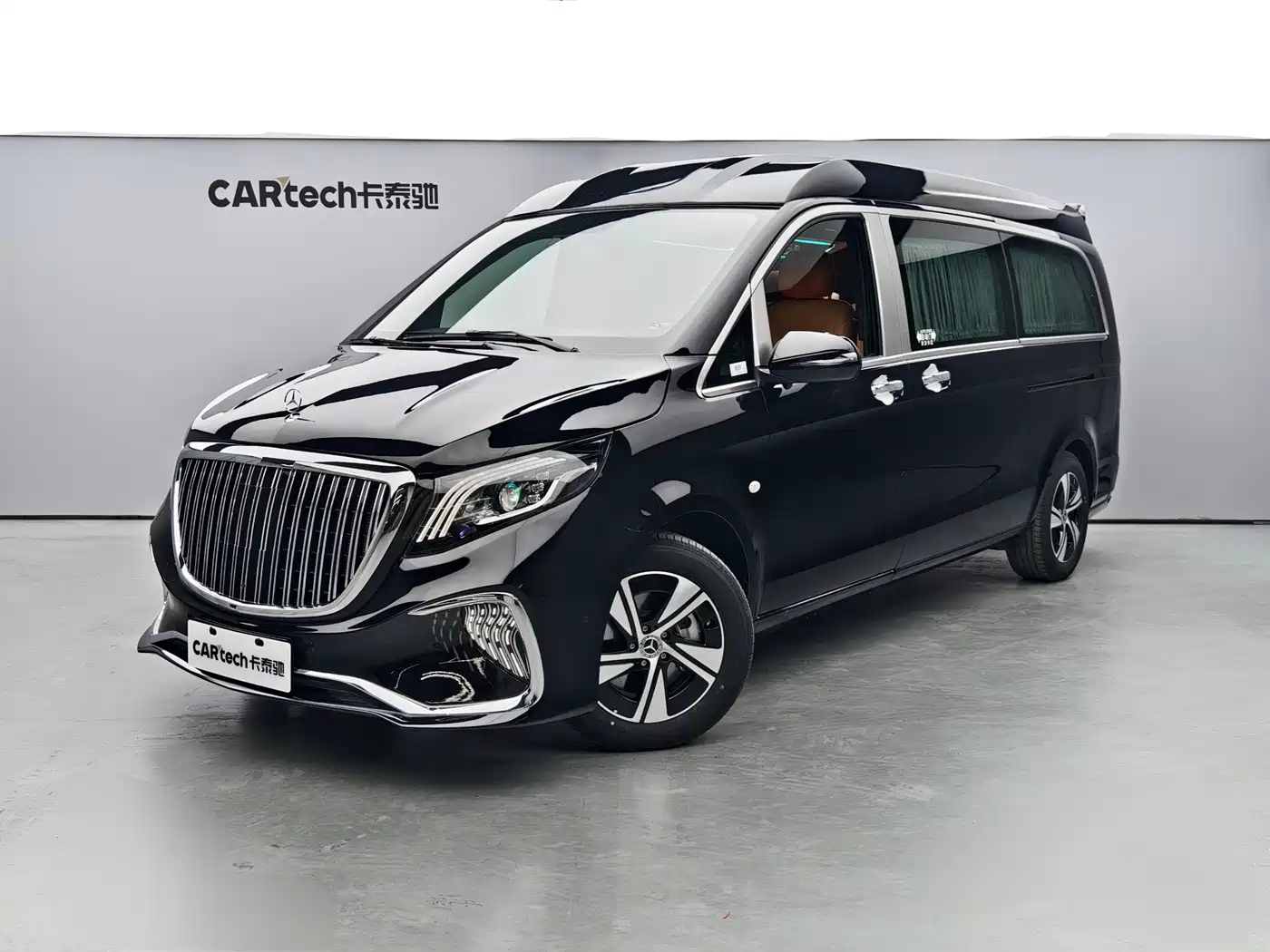 Mercedes-Benz Vito 2024 2.0T Business 7-Seater фото 2