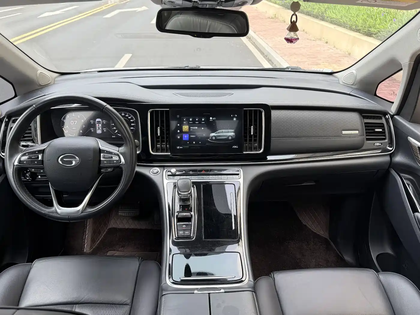GAC Trumpchi Trumpchi M8 2021 Leading Show Series 390T Premium Edition фото 13