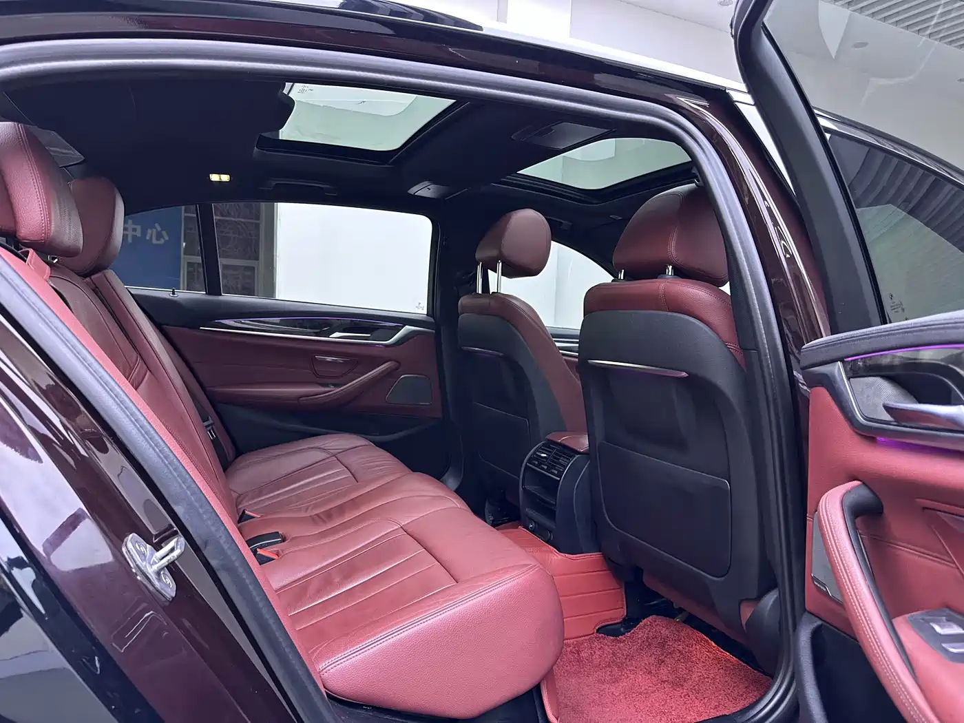 BMW 5 Series 2019 530Li Leading M Sport Package фото 11