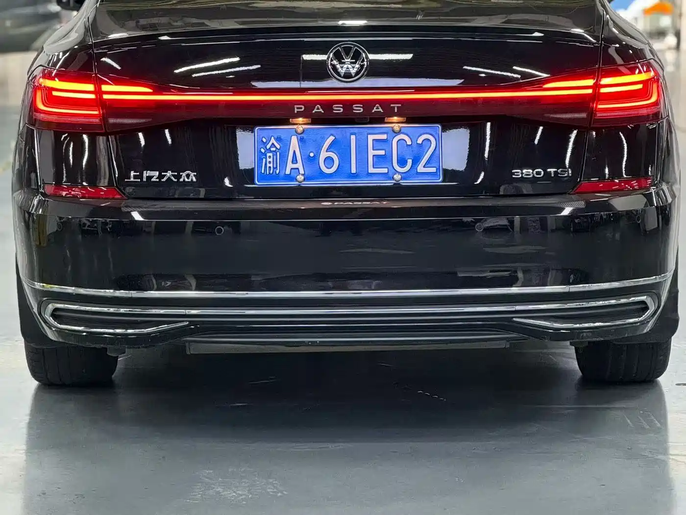 Volkswagen Passat 2023 330TSI Luxury Edition фото 8
