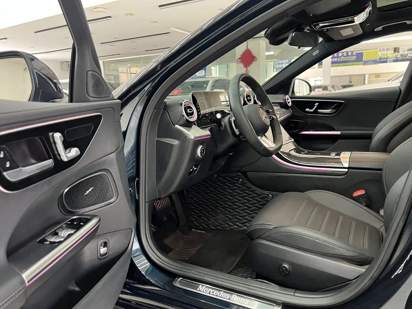 Mercedes-Benz C-Class 2023 C 260 L Sport фото 7