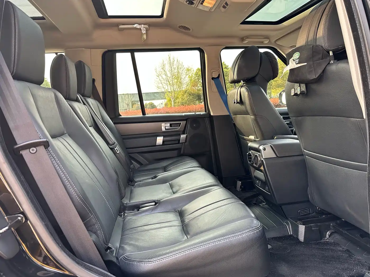 Land Rover Discovery 2016 3.0 SC V6 HSE фото 12