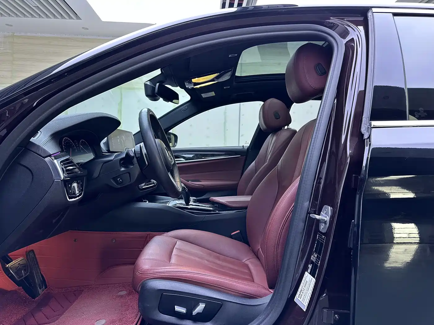BMW 5 Series 2019 530Li Leading M Sport Package фото 8