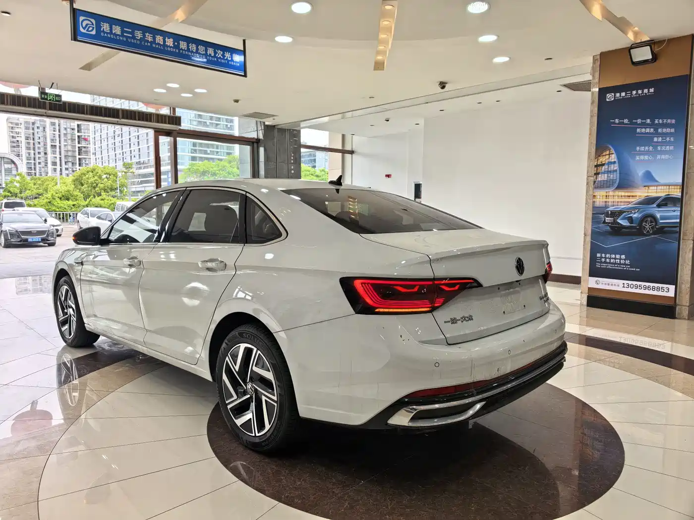 Volkswagen Sagitar 2024 300TSI DSG Surpass Edition фото 14