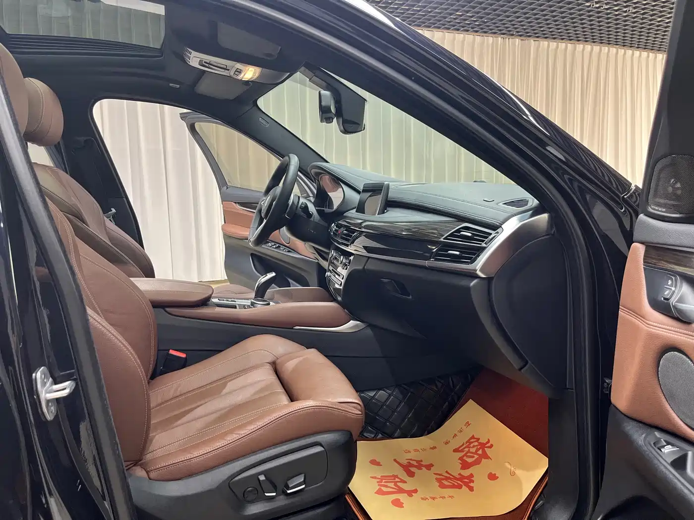 Фото 12 - BMW X6