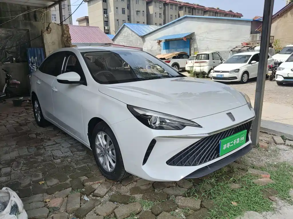 Roewe i5 2025 2023 1.5L Manual Comfort Edition