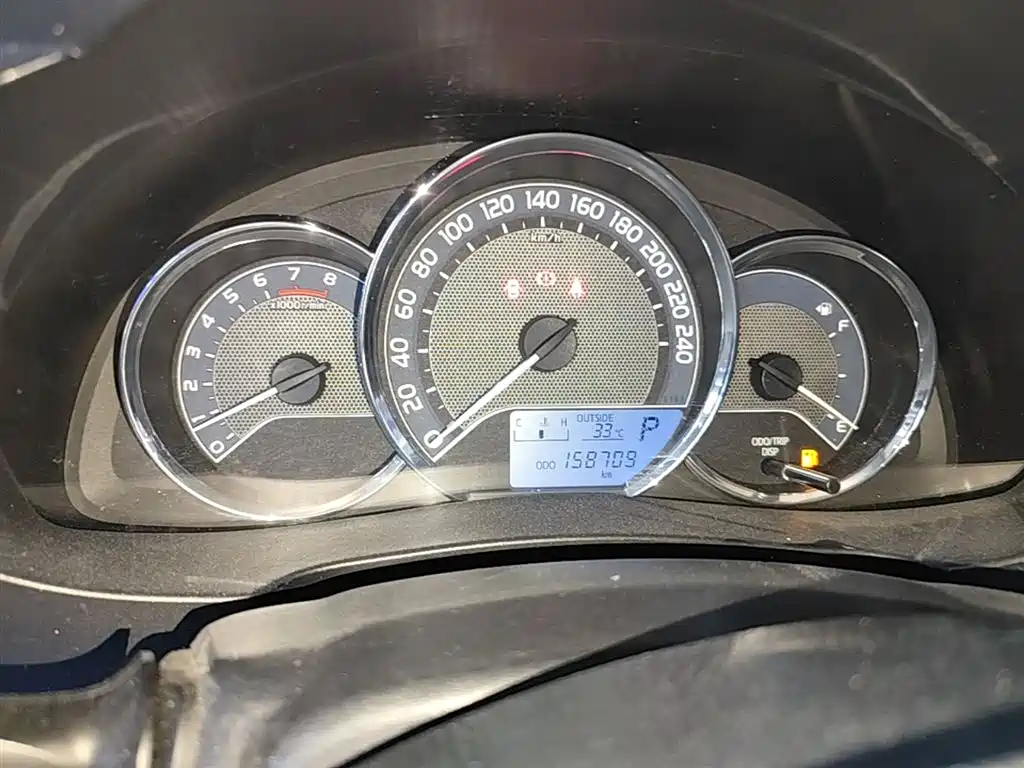 Toyota Levin 2014 1.6G-L CVT Premium Edition фото 12