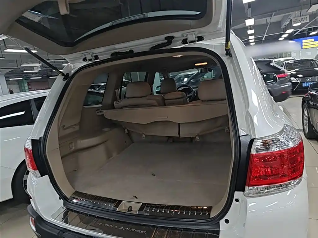 Toyota Highlander 2012 2.7L 2WD 5-seater Elite Edition фото 19
