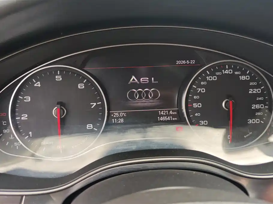 Audi A6L 2016 30 FSI Comfort фото 14