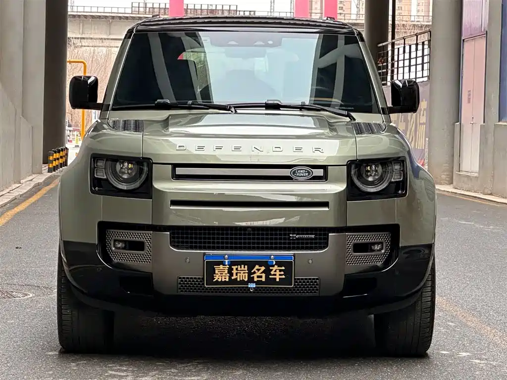 Land Rover Defender 2023 Facelift 110 3.0T P400 X-DYNAMIC HSE фото 2