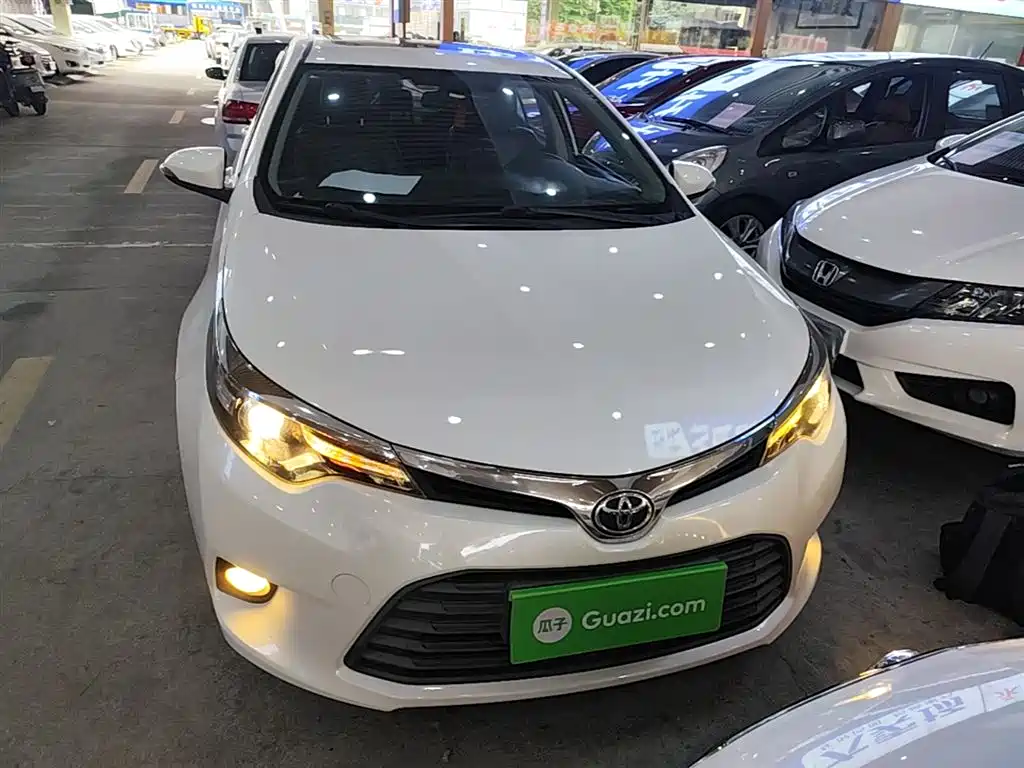Toyota Levin 2014 1.6G-L CVT Premium Edition фото 3